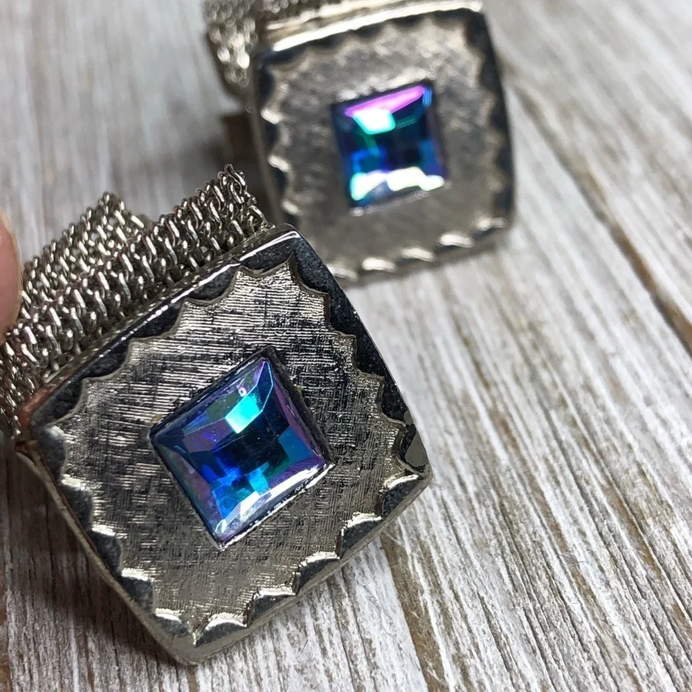 Vintage Wrap Around Faceted Cabochon Cuff Links